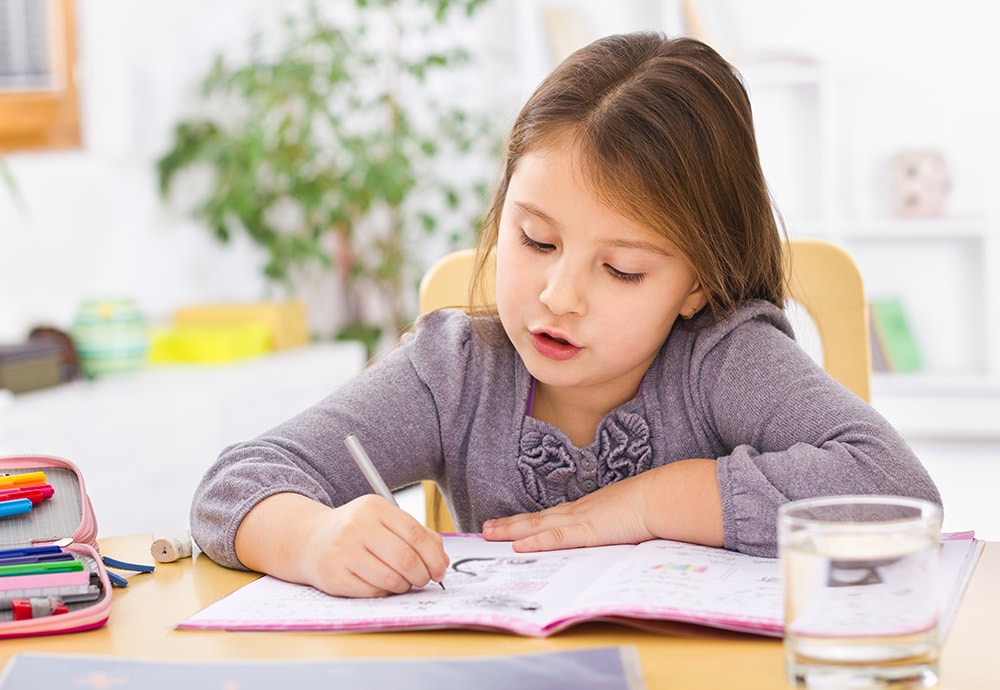 9 lợi ích và bất lợi của việc học tại nhà so với việc học tại trường của trẻ